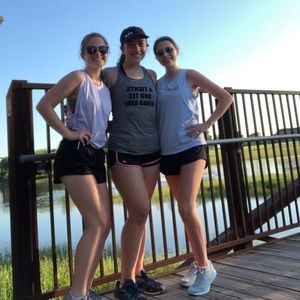 Meet your Posher, Angelika